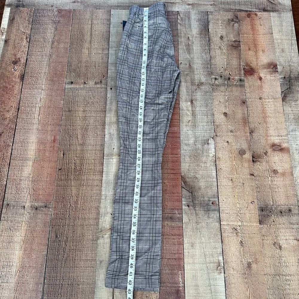 Abercrombie & Fitch Gray Plaid Skinny Pants - Picture 7 of 8